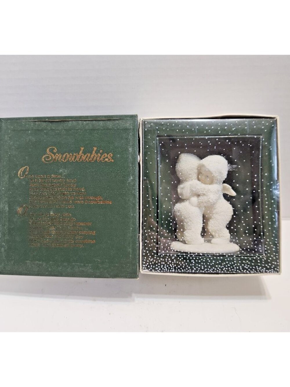 Snowbabies Winter Angel & Child "I NEED A HUG" Figurine Dept. 56 in Box READ